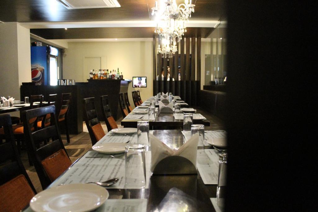 Krishna Inn Kolhapur Dış mekan fotoğraf